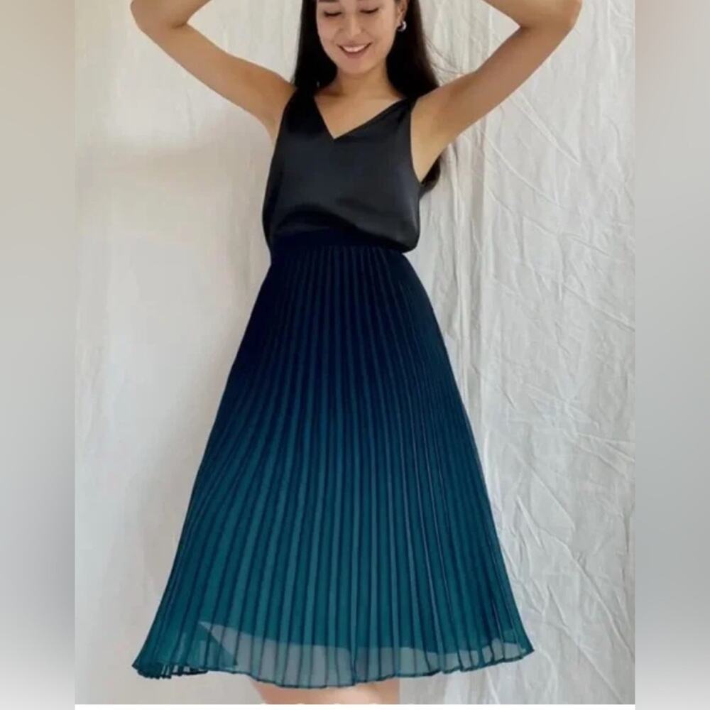 NWT LOVE BONITO elegant pleated midi hombre fade to teal gauzy skirt XS
